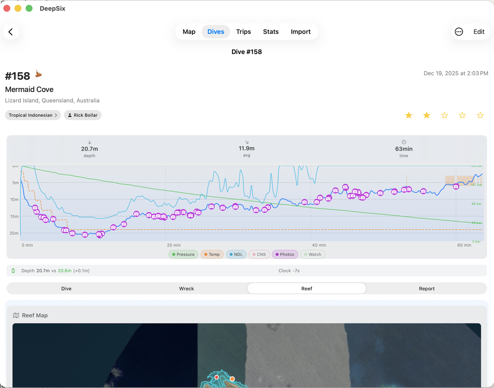 Dive detail view with depth profile chart, temperature, and overlay toggles